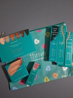 Thrive Causemetics Makeup Bundle